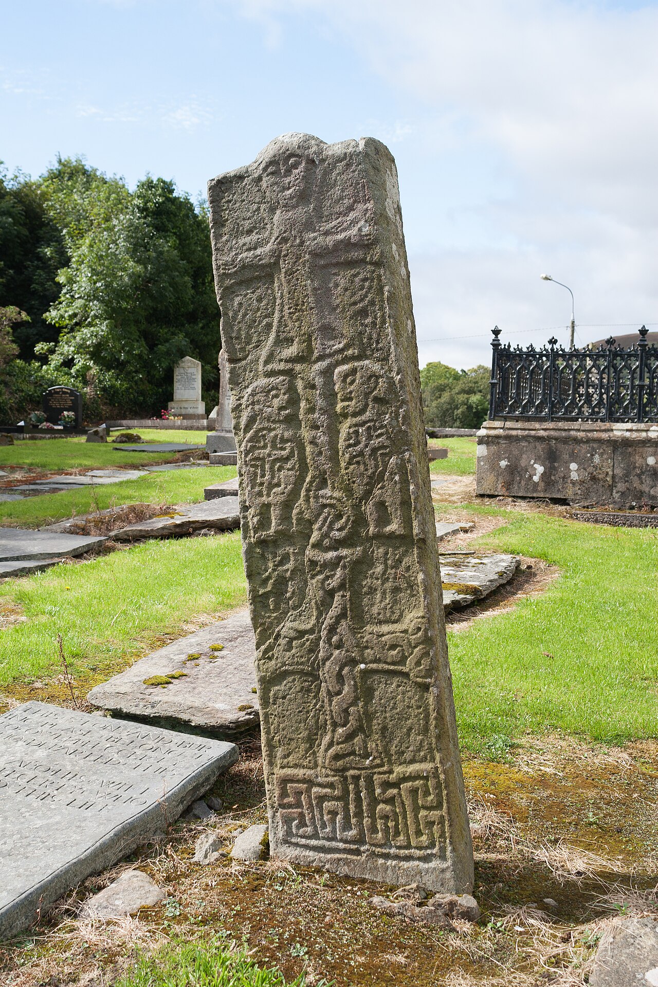 Cross-slab in Churchland Quarters